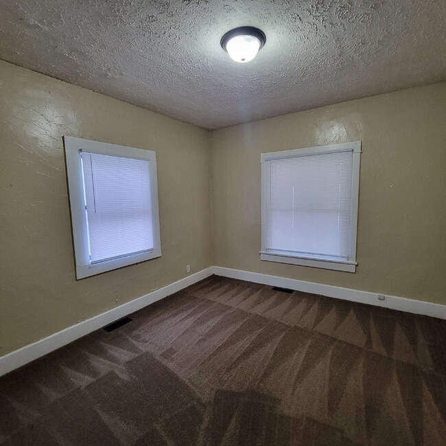 1336 N Kealing Ave in Indianapolis, IN - Building Photo - Building Photo