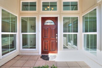 17010 Cairnladdie St in Houston, TX - Building Photo - Building Photo