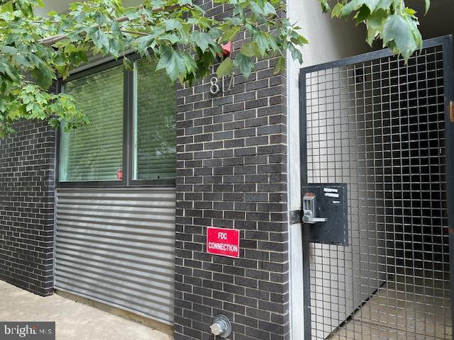 property at 817 N Lawrence St