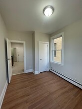 27 Eastern Pky, Unit 2 in Jersey City, NJ - Building Photo - Building Photo