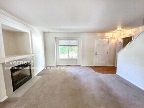 7324 Edgebrook Dr in Colorado Springs, CO - Foto de edificio - Building Photo