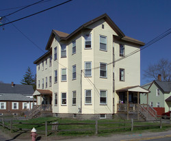 578-580 Bay St Apartments