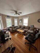 12 Moore St, Unit 2 in Somerville, MA - Building Photo