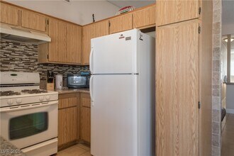 7250 Hardtack Cir in Las Vegas, NV - Building Photo - Building Photo