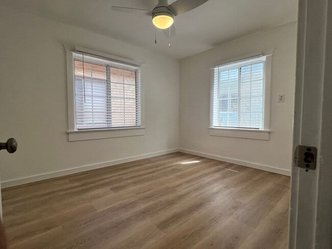 720 N Guadalupe Ave in Redondo Beach, CA - Building Photo - Building Photo