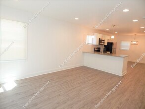 395 Westchester Blvd NW in Atlanta, GA - Building Photo - Building Photo