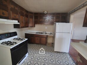 2331 Broadway St, Unit .5 in Anderson, IN - Building Photo - Building Photo