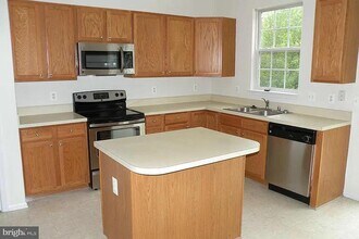 1 Puller Pl in Stafford, VA - Building Photo - Building Photo