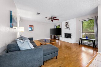 3222 Tamarron Blvd in Austin, TX - Building Photo - Building Photo