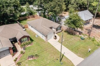 3157 Forrest Ave in Crestview, FL - Building Photo - Building Photo