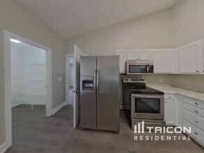 5 Cambridge Oaks Ct in Columbia, SC - Building Photo - Building Photo