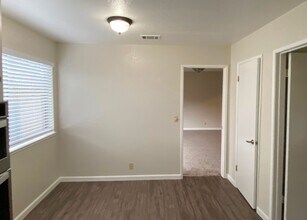 130 Quietwood Dr in Vacaville, CA - Building Photo - Building Photo