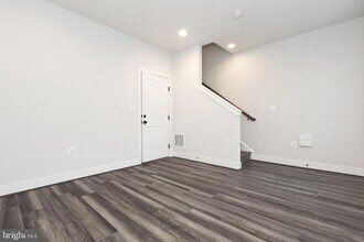 12731 Vuillard St in Silver Spring, MD - Building Photo - Building Photo