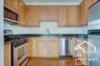 2951 N Clybourn Ave in Chicago, IL - Building Photo - Building Photo