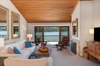 80 Cascade Pl in Port Ludlow, WA - Building Photo - Building Photo