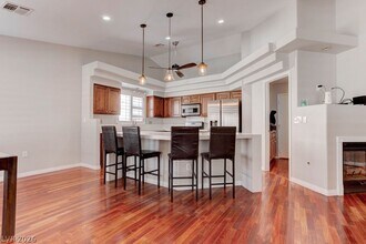 5729 Janell Dr in Las Vegas, NV - Building Photo - Building Photo