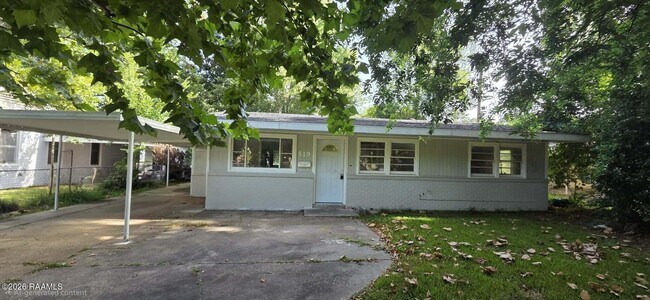 property at 519 Choctaw Dr