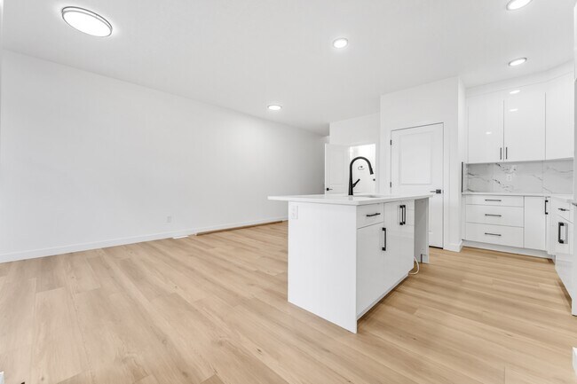 10631-148 148 St NW in Edmonton, AB - Building Photo - Building Photo