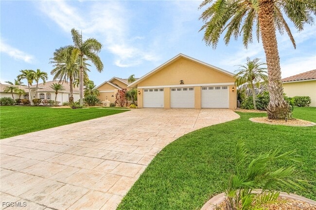 2408 SW 39th Terrace in Cape Coral, FL - Building Photo - Building Photo