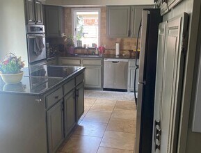 1606 Bracken Rd in Bloomfield Township, MI - Building Photo - Building Photo