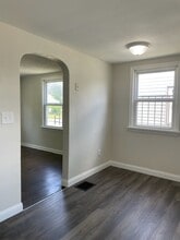 574 N Champion Ave in Columbus, OH - Building Photo - Building Photo