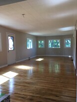 452 E Holum St, Unit 452 in Deforest, WI - Building Photo