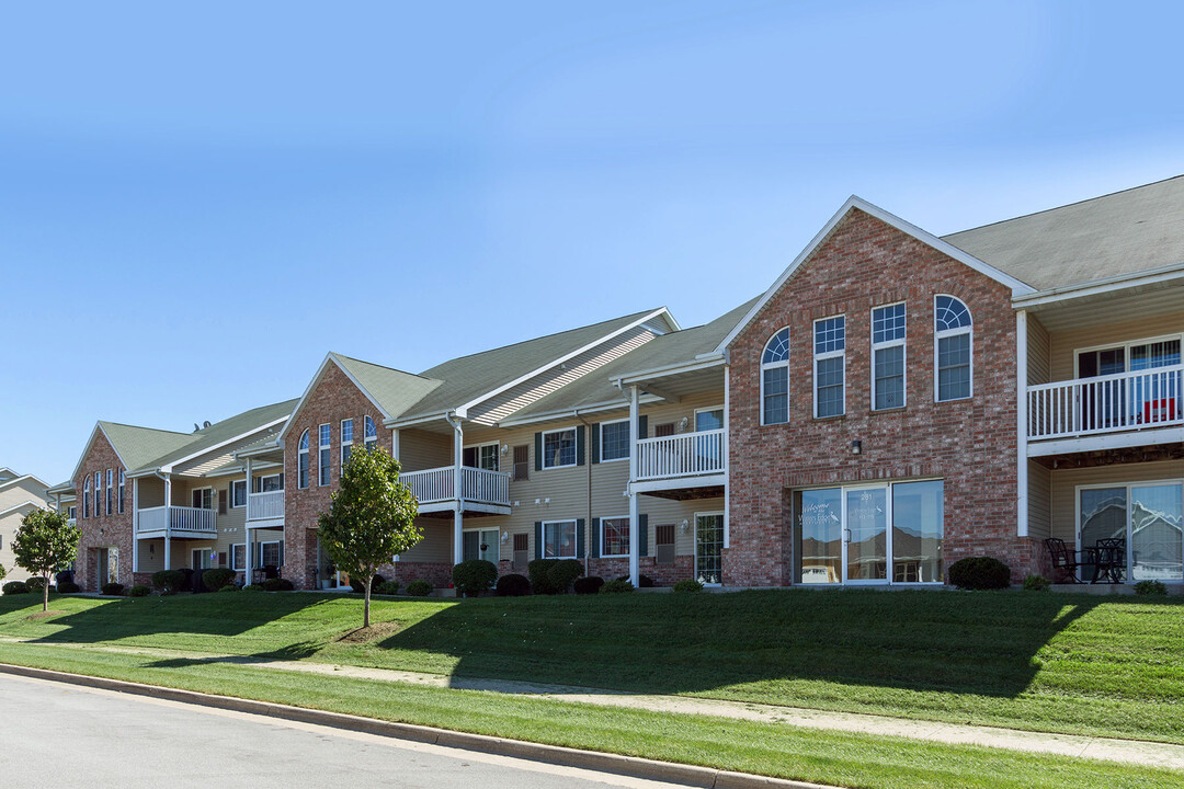 Waters Edge in Whitewater, WI - Foto de edificio