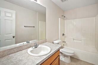 1204 Wood Duck Ln in Fruitland Park, FL - Building Photo - Building Photo