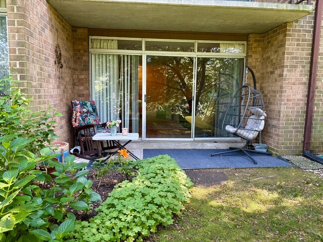 property at 18617 Walkers Choice Rd
