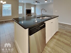 12924 Firerock Cir in Oklahoma City, OK - Building Photo - Building Photo