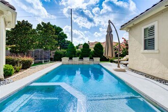 1903 Flower Garden Ln in Houston, TX - Building Photo - Building Photo