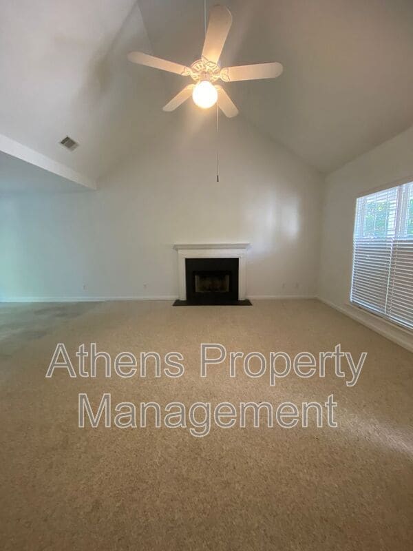 230 Davis St in Athens, GA - Building Photo - Building Photo