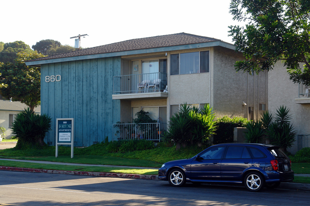 860 Main St in El Segundo, CA - Building Photo