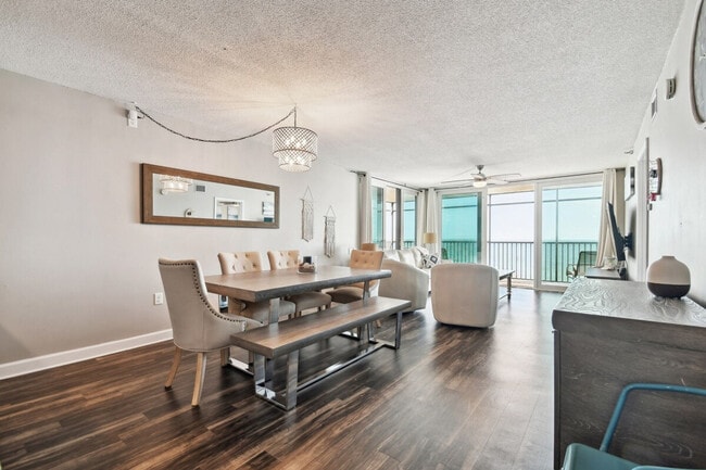 15400 Gulf Blvd in Madeira Beach, FL - Building Photo - Building Photo