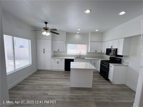 2308 Reddon Cir in Las Vegas, NV - Building Photo - Building Photo