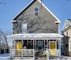 2834 15th Ave S in Minneapolis, MN - Building Photo
