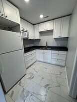 677 S Jefferson Ave, Unit A1-A3 in Cookeville, TN - Building Photo