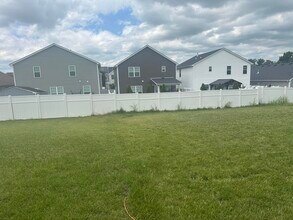 1273 Marlena Ln in Lexington, KY - Building Photo - Building Photo