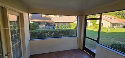 10295 Hidden Springs Ct in Boca Raton, FL - Building Photo - Building Photo