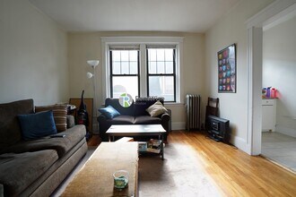 39 Clinton St, Unit 3 in Cambridge, MA - Building Photo - Building Photo