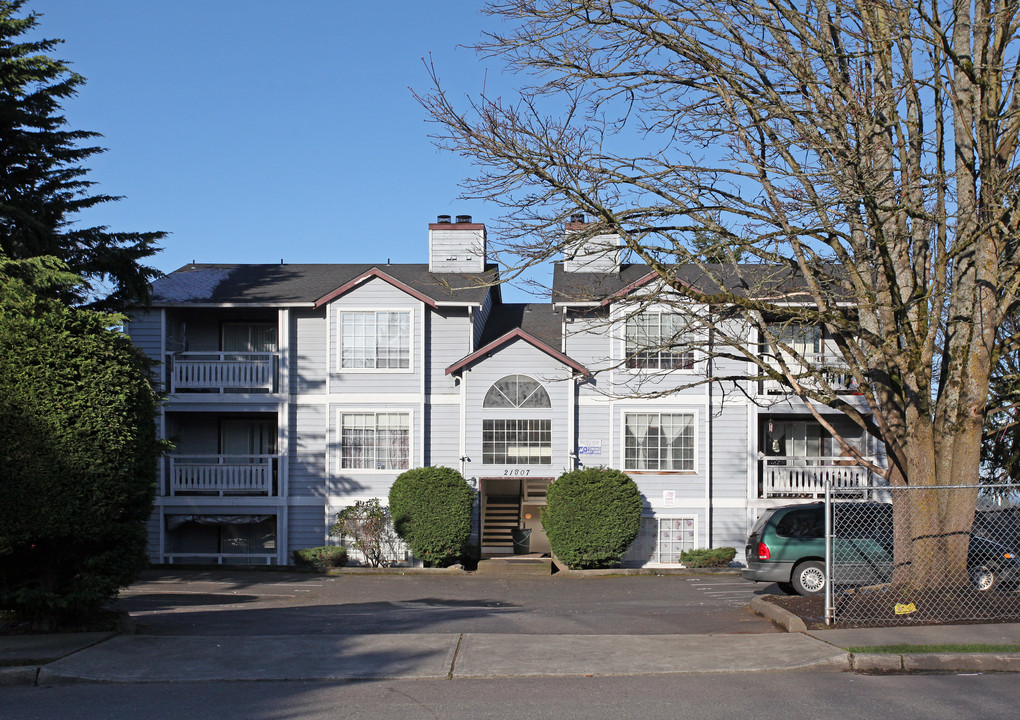 Chastain Apartments in Des Moines, WA - Building Photo