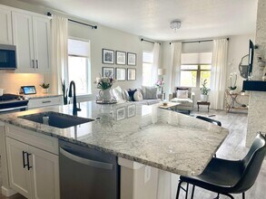 732 Sage Forest Ln in Colorado Springs, CO - Building Photo - Building Photo