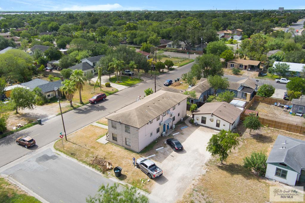 1319 N 1st St in Harlingen, TX - Building Photo