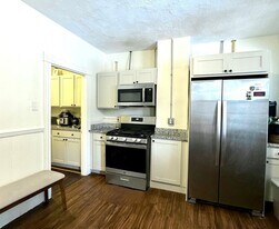 868 Huntington Ave, Unit #2 in Boston, MA - Building Photo