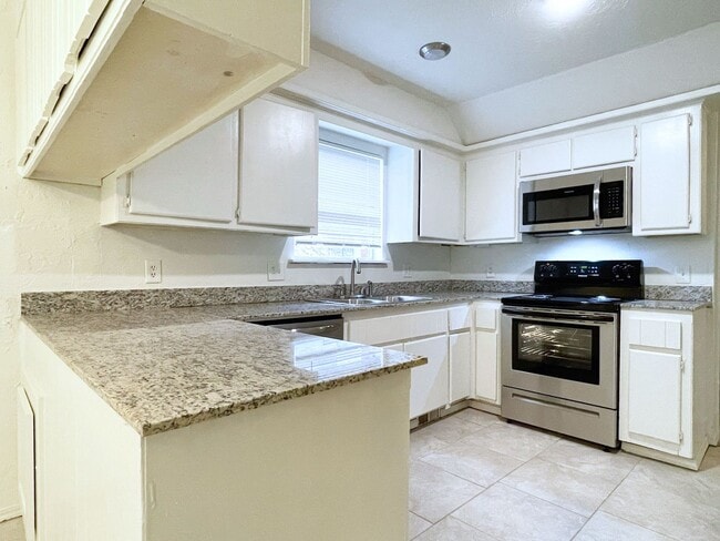 10512 Harvest Moon Ave in Oklahoma City, OK - Building Photo - Building Photo