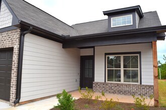 819 Kent Dr in Odenville, AL - Building Photo - Building Photo