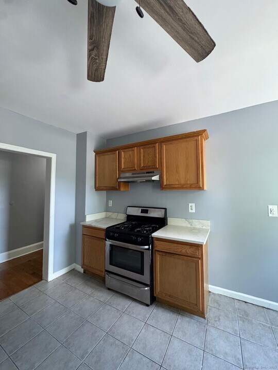 1024 Hancock Ave in Bridgeport, CT - Building Photo