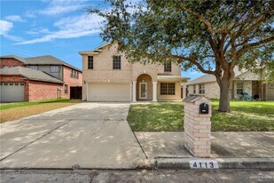 25 Periwinkle Ave in McAllen, TX - Building Photo