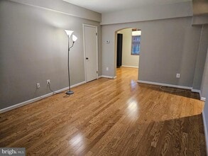 1735 N Troy St in Arlington, VA - Building Photo - Building Photo