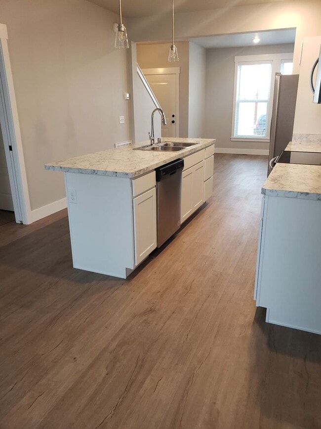 6144 Elysian Rd in Billings, MT - Building Photo - Building Photo